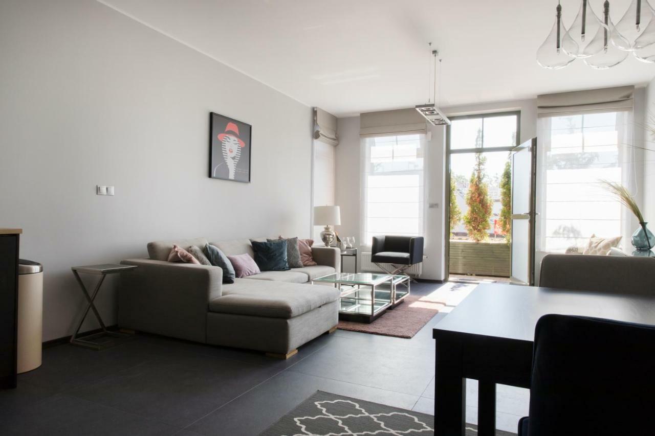 Apartament Na Bulwarze - Parter Z Prywatnym Wejsciem Apartment Устка Екстериор снимка
