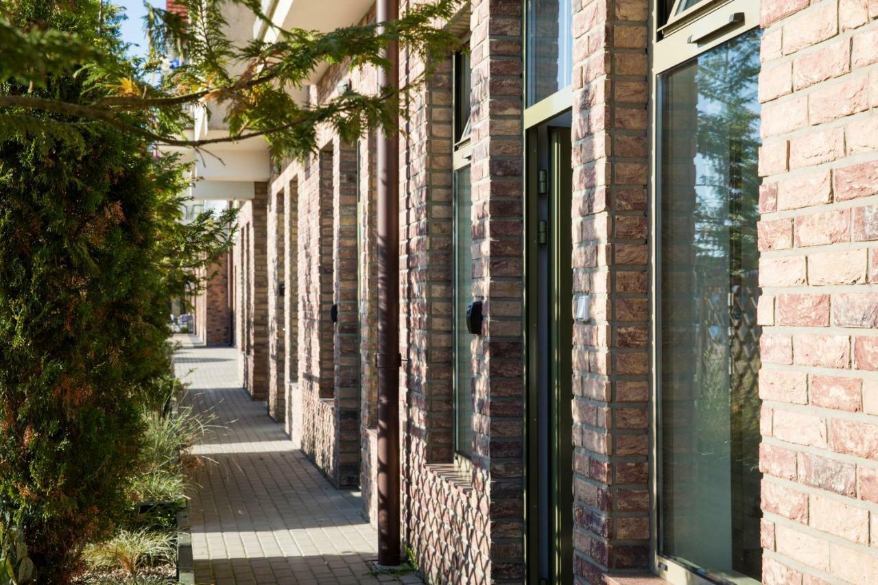 Apartament Na Bulwarze - Parter Z Prywatnym Wejsciem Apartment Устка Екстериор снимка